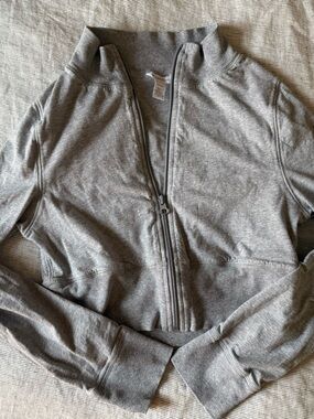 Organic Basics Cropped Gray Half-Zip Athletic Jacket Size medium